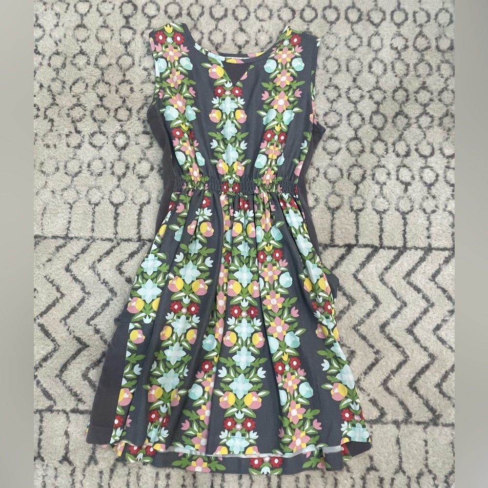 Matilda Jane girls dress, size 14.